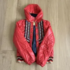 ジーンナッソーズ　アウター　赤ジャンパー