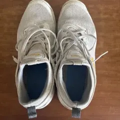 ASICS バレーボールシューズ ホワイト