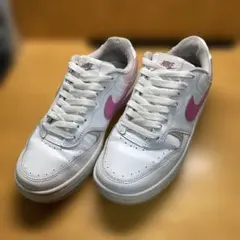 NIKE ガンマ フォース W FZ3613-100 24cmのサムネイル