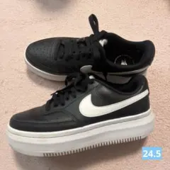 NIKE コートビジョン LOW アルタ　スニーカー 24.5cm