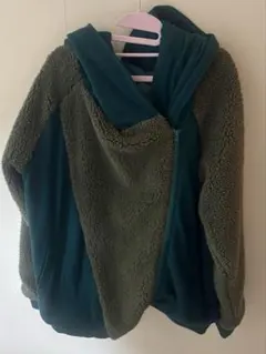 【美品】 スカラーパリティ 刺繍パーカー