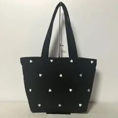 ヌビ　肩掛けトートバッグ（ブラック×ホワイトハート）ハンドメイド