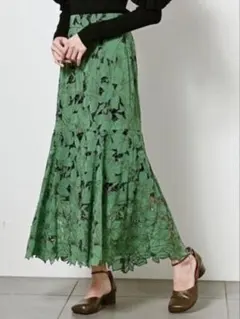 SNIDEL Sustainableカッティングレーススカート