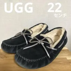 UGG アグ　リボン付き　モカシン　スリッポン