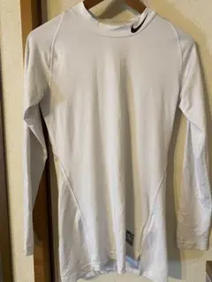 NIKE DRI FIT 長袖シャツSアンダーシャツ ナイキ