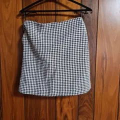 ハウンドトゥース タイトスカート