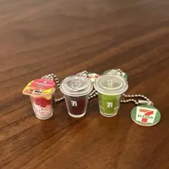 セブンカフェシリーズ ミニチュアチャーム 3個セット
