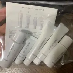 メナードフェアルーセント　ミニボトルセット(新) ポーチ付き