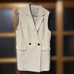 GU 袖なしジャケット　Mサイズ