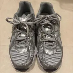 New Balance U740SG2 スニーカー　24cm