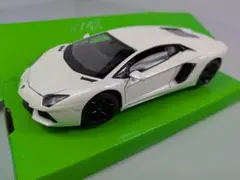 アヴェンタドール