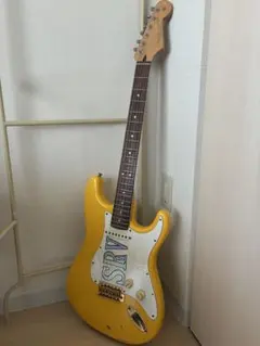 Fender ストラトキャスター Yellow SRVのサムネイル