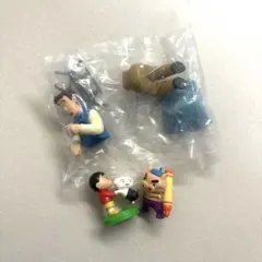 クレヨンしんちゃん　キャンプ　ガチャ　チョコエッグ