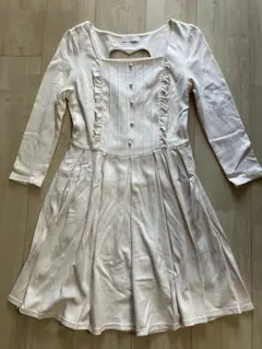 E hyphen world gallery ワンピース背中ハート