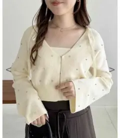 ナイスクラップ キラキラビジューカーディガン アイボリー