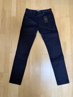 （美品）サンローランパリ　チノパンツ　ネイビー　27 2026年最新】SAINT LAURENT PARIS メンズ チノパンの人気アイテム