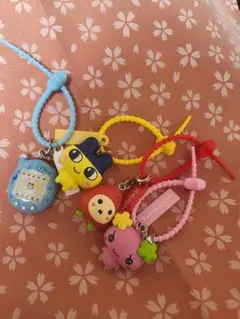 たまごっち カラフルマルチチャーム 4個セット