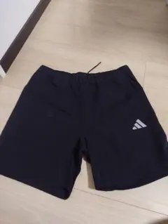 Adidas ハーフパンツ