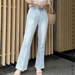 ストレートデニム NICE CLAUP ライトブルー　Mサイズ