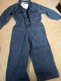 Item thumbnail for item 3b106ecf-0d4d-40c7-87b6-43fd21fb9a05