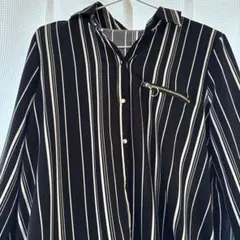 ストライプ長袖シャツ