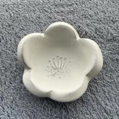 箸置き⭐︎豆皿⭐︎梅の花型⭐︎白⭐︎５枚