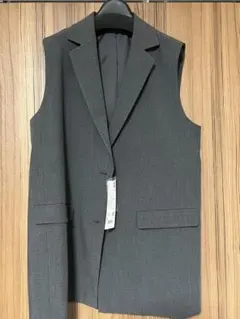 【タグ付・未使用】 UNIQLO ユニクロ ロング ジレ Lサイズグレー