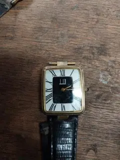 dunhill アナログ腕時計 ホワイト/ブラック