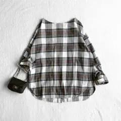 Item thumbnail for item 31473f52-d61c-4585-ab79-a68efc37b988