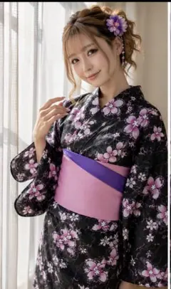 極美品浴衣3点セットギャル浴衣・作り帯・下駄）黒地×桃 薔薇と蝶 豪華フルコーデ