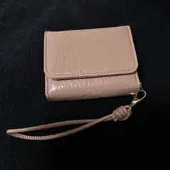 新品 LOWRYSFARM ハンドストラップ付き 三つ折財布 ピンク