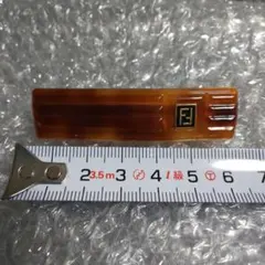 Fendi ロゴ ヘアバレッタ茶色