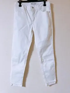 ZARA ホワイトパンツ