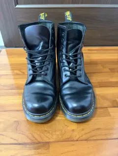 Dr. Martens 8ホール ブーツ ブラックのサムネイル