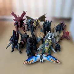 ムービーモンスターシリーズ まとめ売りウルトラ怪獣DX ムービーモンスターシリーズ まとめ売りウルトラ怪獣DX - メルカリ