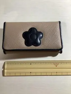 Mary Quant キーケース ベージュ