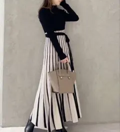 MERCURYDUO 配色チェンジリブロングスリーブニットワンピース ブラック