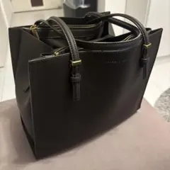2026年最新】Charles & Keith ビジネスバッグの人気アイテム - メルカリ