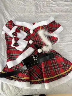 Tika サンタコスチューム 赤いチェック柄