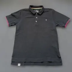 アーノルドパーマー 黒のポロシャツ