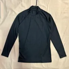 ブラック ハイネック 長袖アンダーシャツ スポーツインナー