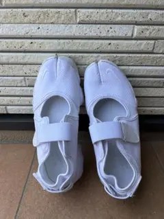 NIKE エアリフト25センチ