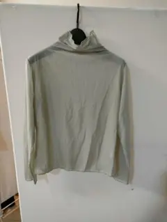 Y*…様 薄いグレー タートルネック 長袖トップス