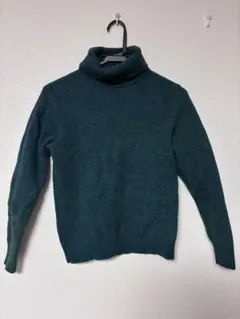 UNIQLO ユニクロ　カシミヤ　ダークグリーン タートルネックセーター 長袖