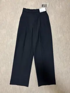 UNIQLOブラック タックワイドパンツXSサイズ