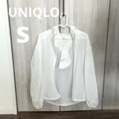 ポケッタブル パーカー