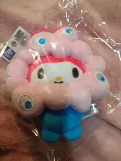 新品未開封袋入！万博　ミャクミャク マイメロ　カラビナ付き　キーホルダー　ピンク