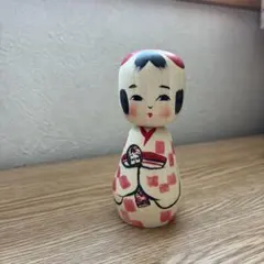 遠刈田 小松里佳 工人 こけし 市松模様 リボンのサムネイル