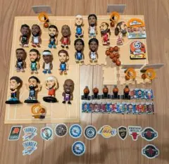 5サプライズ！NBA BALLERS☆レブン＆カリー6体セット - メルカリ