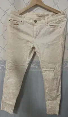 ZARA Woman ホワイトデニム　ボタニカル柄